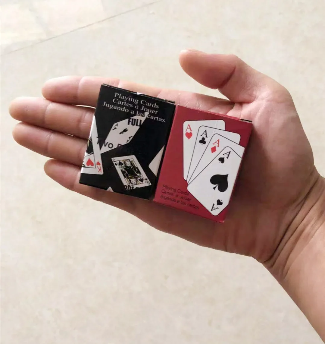 1 piece Mini Cute Poker Cards  – обзор и цена Outdoor Adventure Game